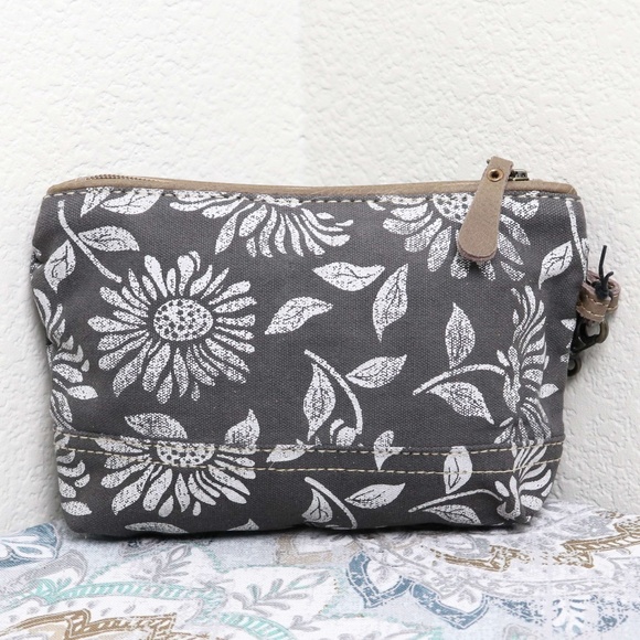 🆕Myra Bag Vintage Wristlet Pouch Makeup Bag Women - Picture 3 of 7